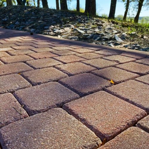 Naujas, senovinis? Įmanoma! Sendinimo technologija ir rankų darbu galime suteikti trinkelei senovinį įvaizdį. Retro…