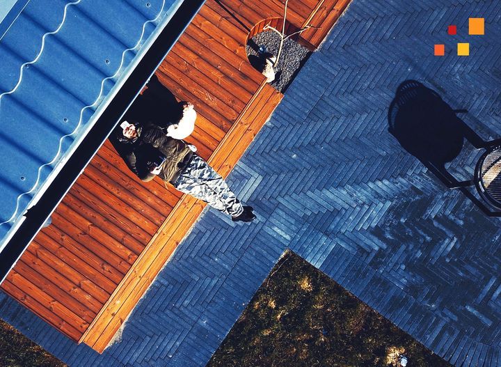 Laimingas klientas – laimingi mes! Kadras iš rezultatu patenkinto kliento terasos, kurią sukloti naudotos…